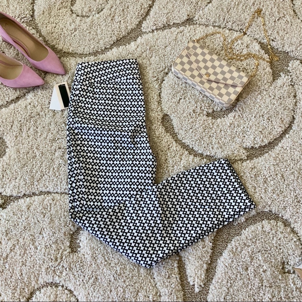 Great for Work! Philosophy Slip on Ankle Pants S